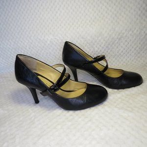 Gianni Bini Black double strap Mary Jane Pump
